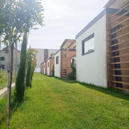 Tiny Village Mamaia Nord - House 2 * Нэводари